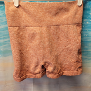 Seamless Ribbed‎ Space Bun Bicycle Shorts Size Medium